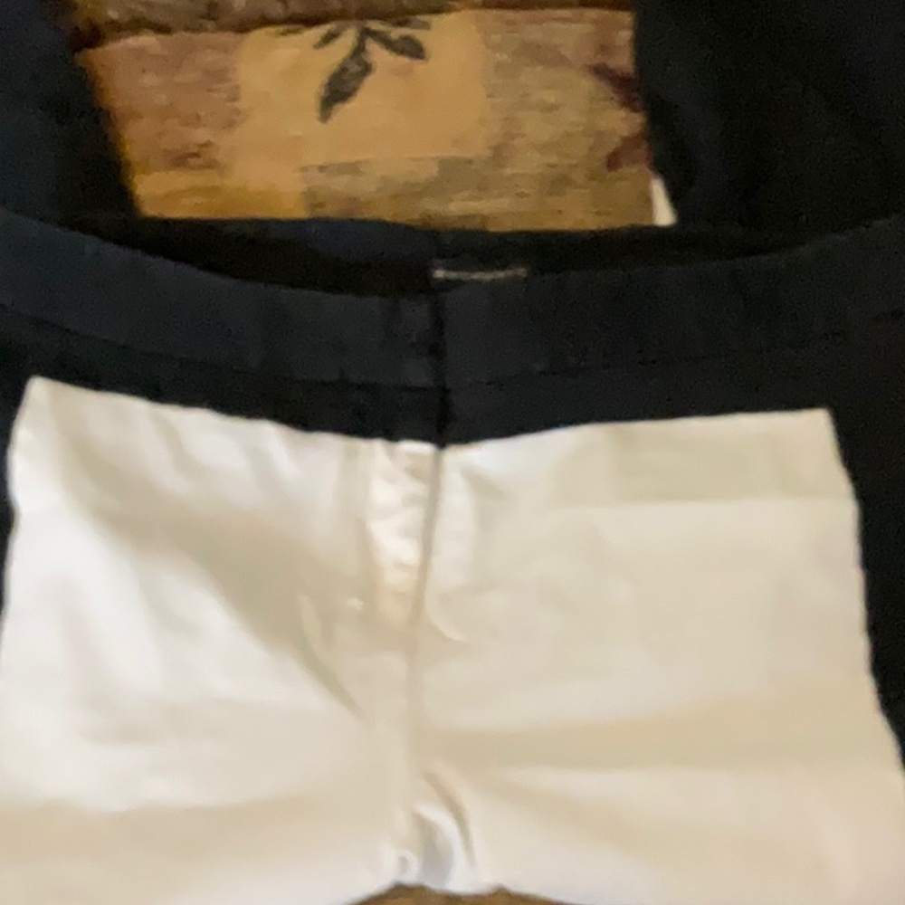 Woman pants - Picture 3 of 4